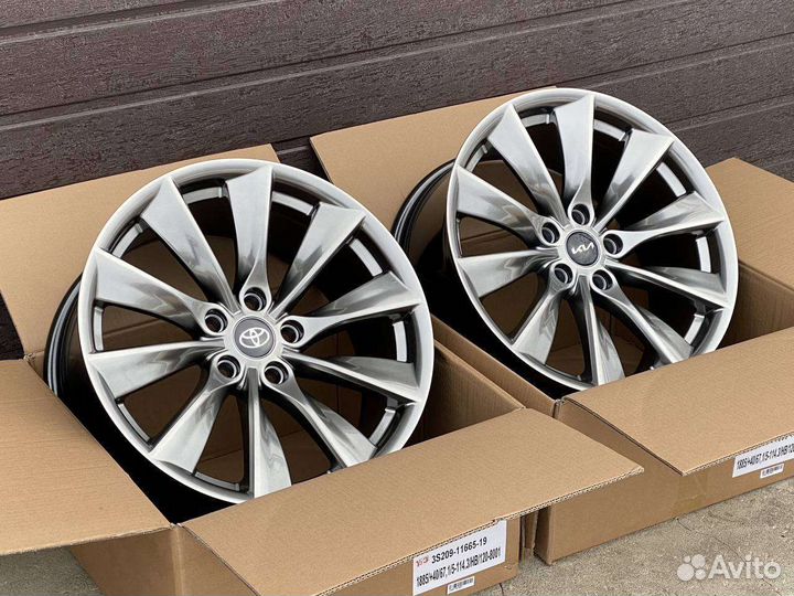 Литые Диски R18 5*114,3 Tesla NEW HB