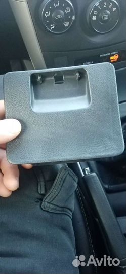 Бардачок toyota corolla