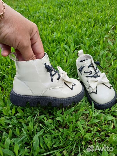 Ботиночки для девочки 23