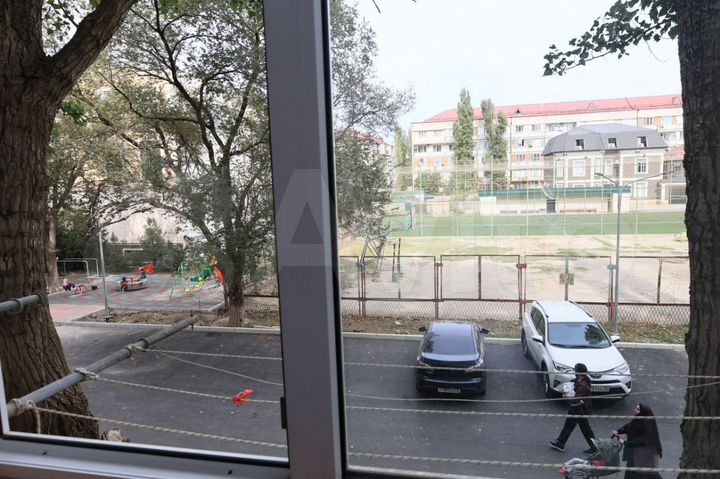 2-к. квартира, 52 м², 2/5 эт.