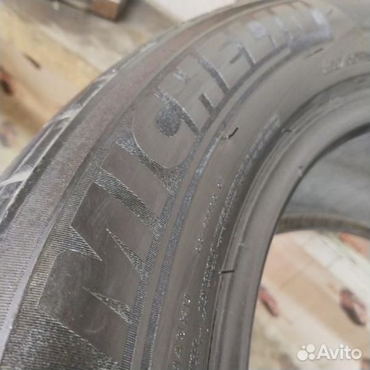 Michelin Latitude Tour HP 255/50 R19