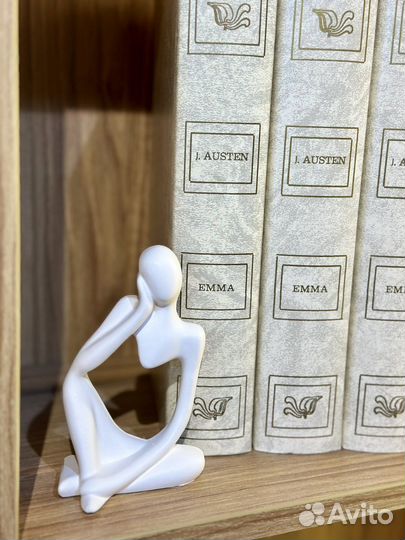 Статуэтка ручной работы