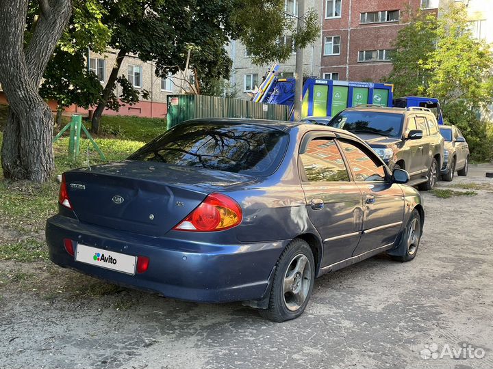 Kia Spectra, 2004