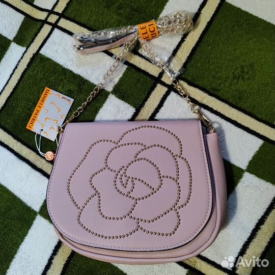 Клатч для девочки и клатч женский