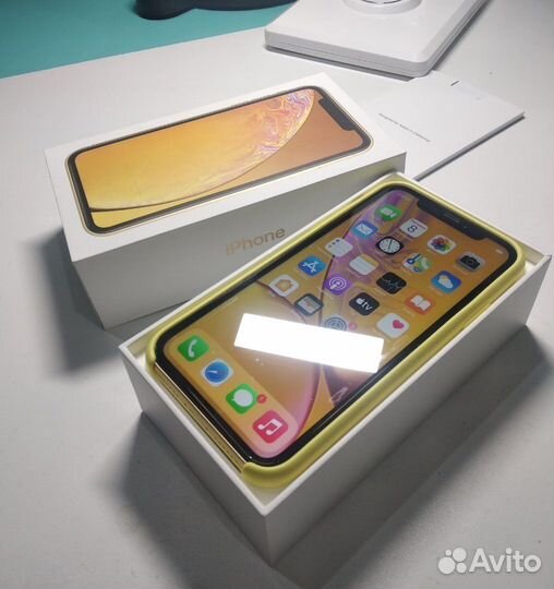 Телефон iPhone xr 128гб