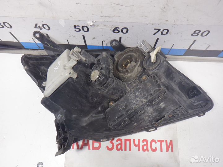 Фара левая Toyota Avensis 2 1azfse 2.0 л