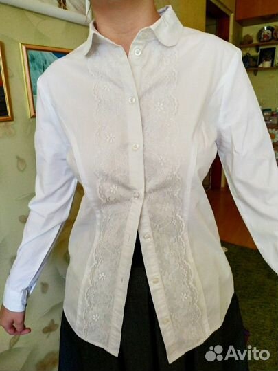 Блузки белые