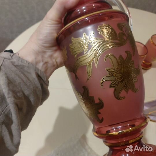 Графин с бокалами