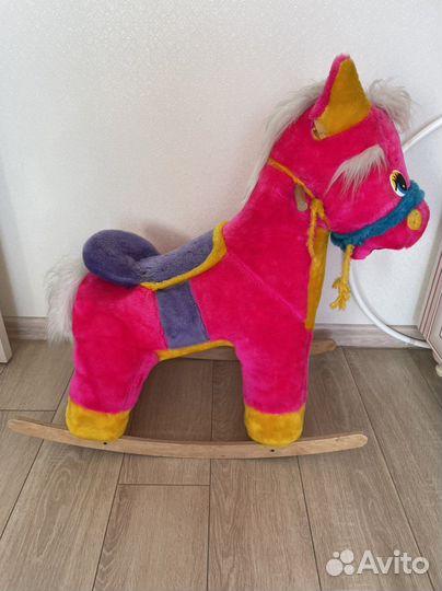 Качалка лошадь