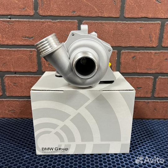 Насос системы охлаждения (помпа) BMW