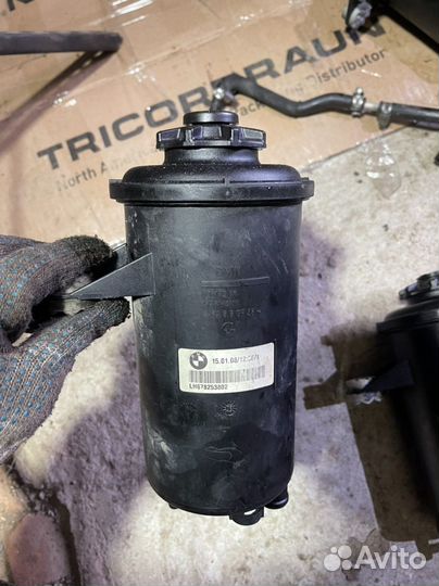 Бачок гур бмв х5 е70 с клапаном