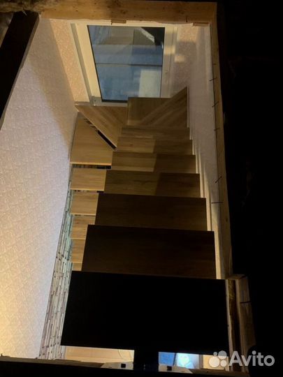 Металлические лестницы с поворотом