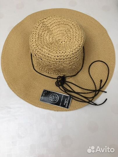 Шляпа женская соломенная