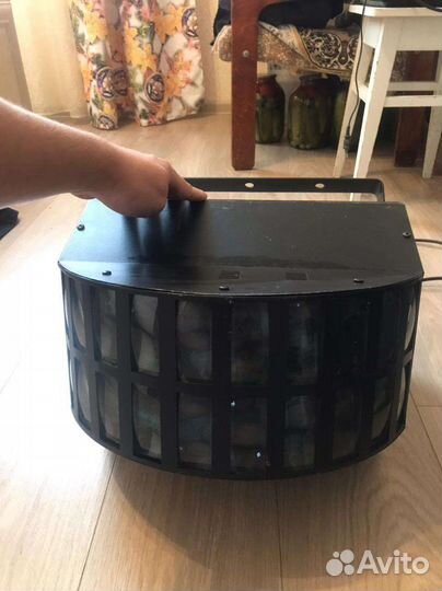 Дискотечный световой прибор