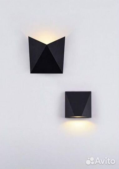 Бра настенный металлический со стеклом