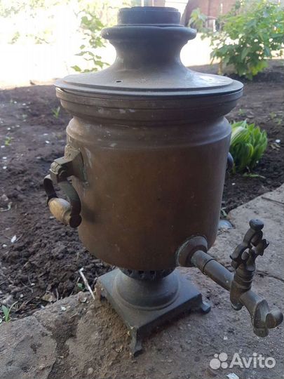 Старинный самовар