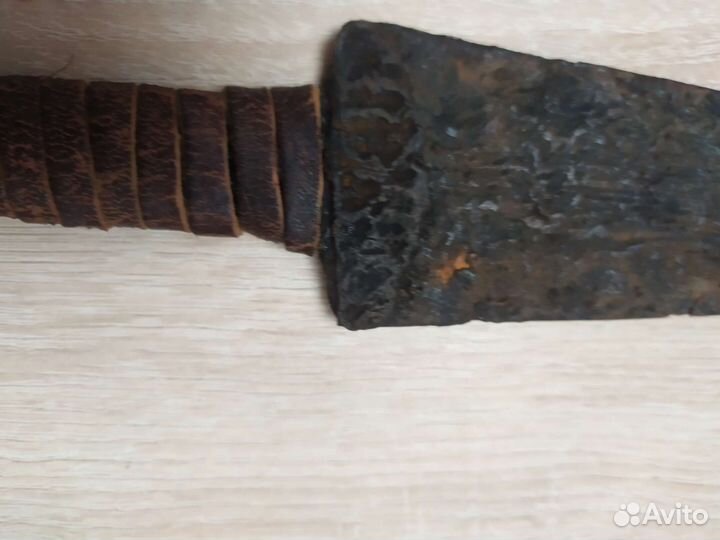 Древний сарматский меч