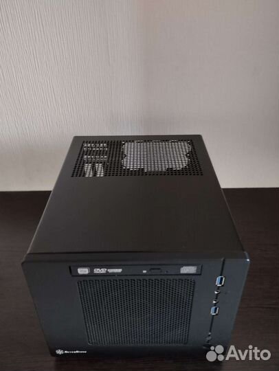 Корпус SilverStone