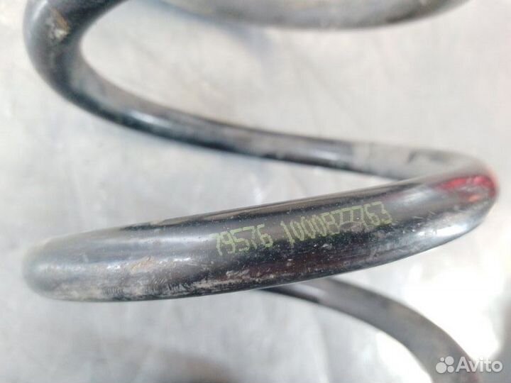 Пружина задняя Volkswagen Tiguan 2007-2011 2.0