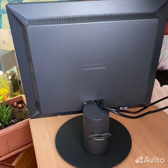 Монитор Sony