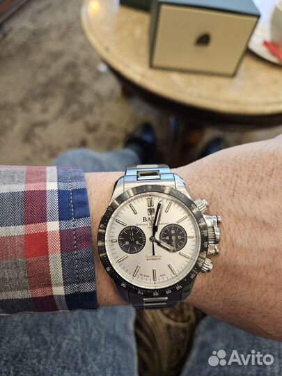 Часы Ball Engineer Hydrocarbon Racer Chronograph