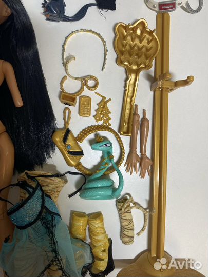 Монстер Хай Клео и Дьюс базовые раздел