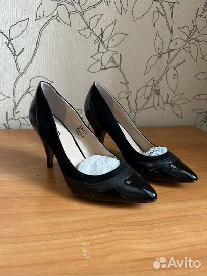 Босоножки и туфли женские 38-40 размер