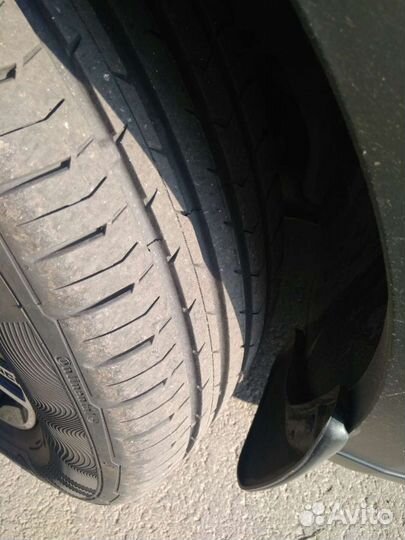 Continental ContiPremiumContact 5 215/60 R16 99