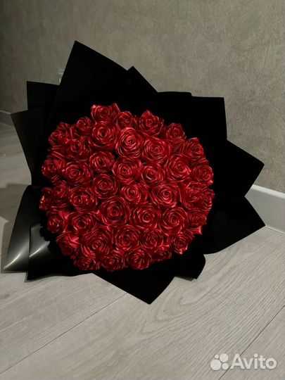 Букеты из атласных лент, бабочек и конфет