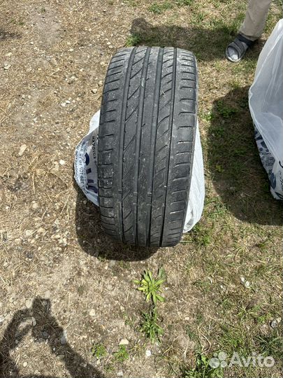 Accelera Accelera 35/35 R20