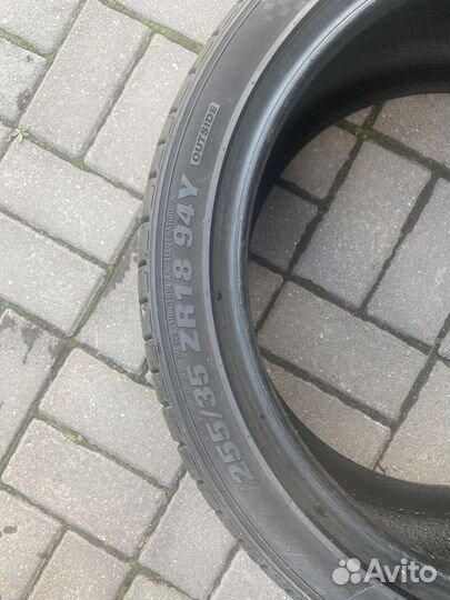 Kumho Ecsta PS71 235/40 R18 и 255/35 R18 94Y