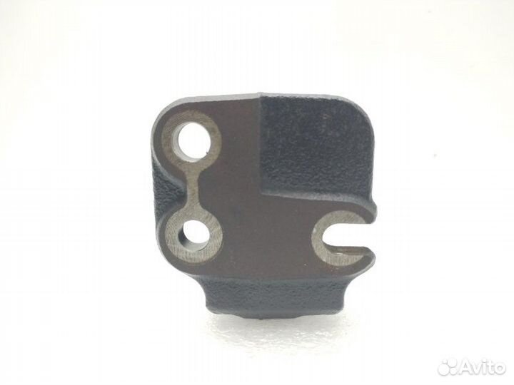 Кронштейн двигателя Mazda 3