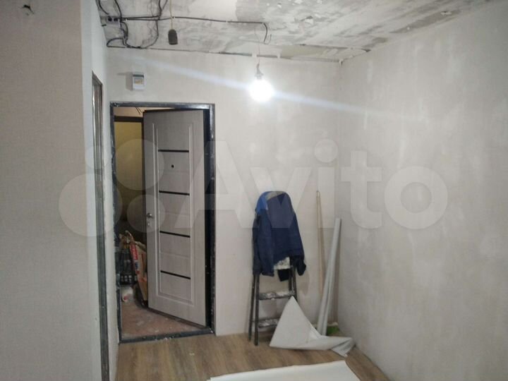 Комната 13 м² в 8-к., 2/9 эт.