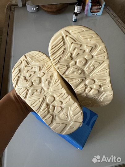 Сандали детские