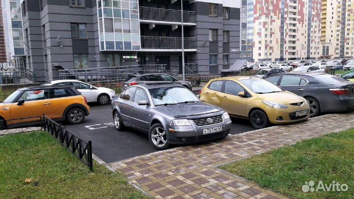 Volkswagen Passat 1.8 AT, 2001, 300 000 км