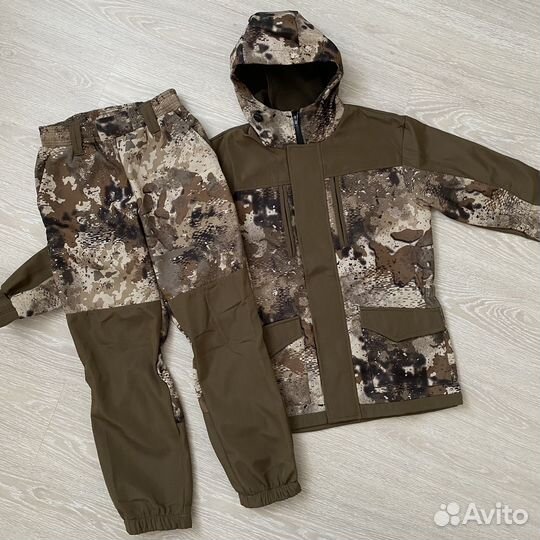 Демисезонные костюмы Горка 