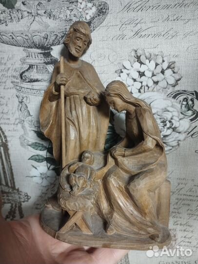 Статуэтка дерево