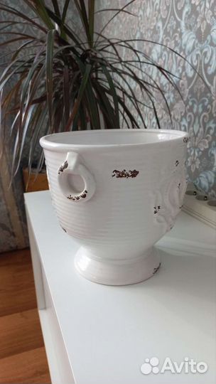 Кашпо для цветов керамическое