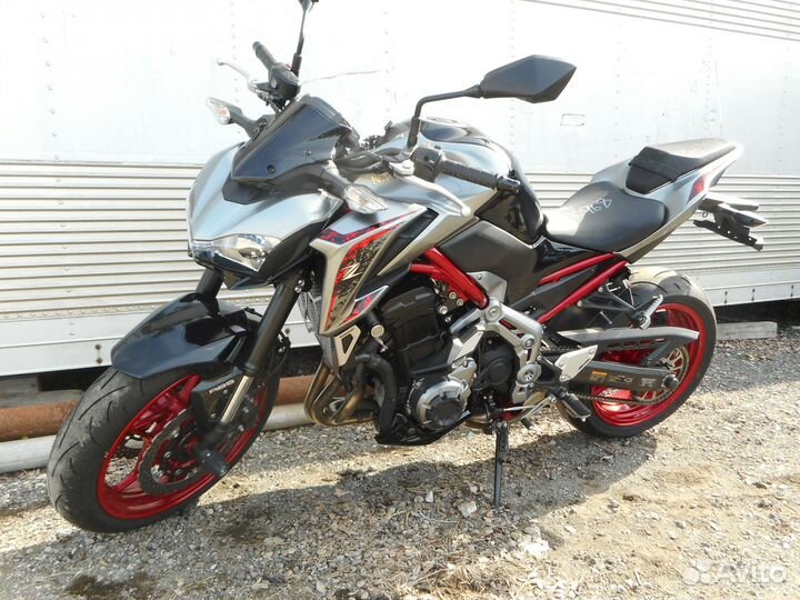 Kawasaki Z900 No. B10968