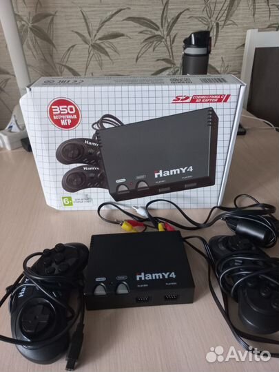 Игровая приставка sega