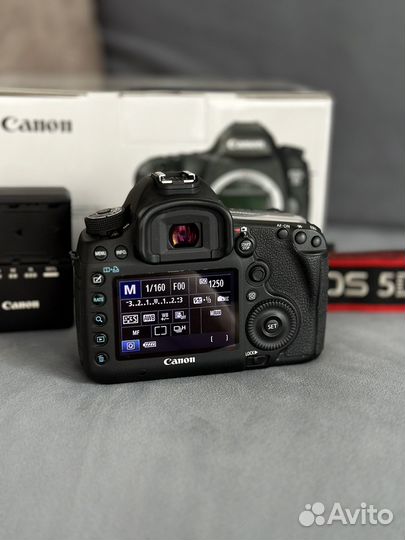 Canon EOS 5D Mark III Body