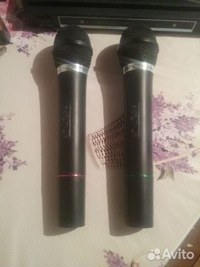 Микрофон беспроводной для караоке