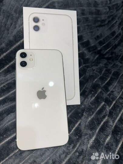 iPhone 11, 64 ГБ