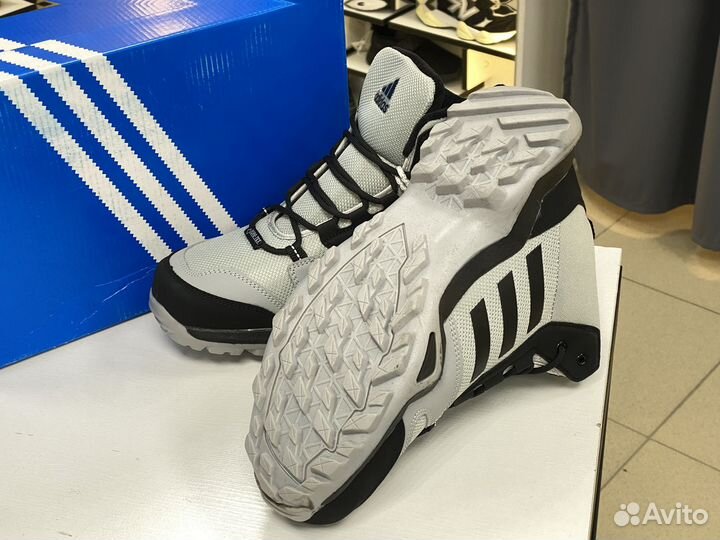 Кроссовки зимние Adidas Terrex