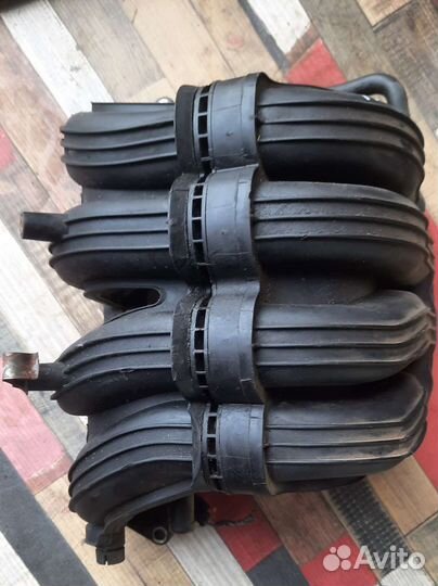 Впускной коллектор газ 31105