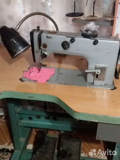 Промышленная швейная машина