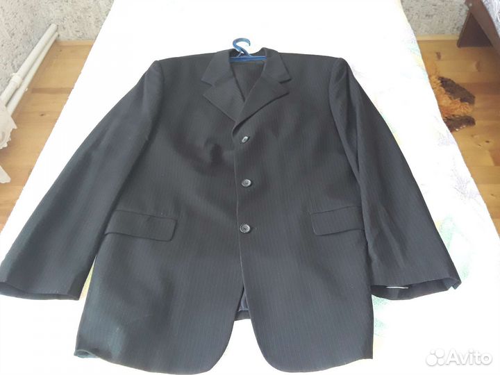Костюм мужской новый с брюками вместе 50 размер