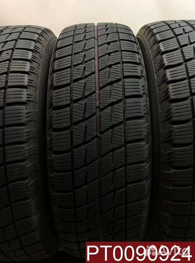 Bridgestone Ice Partner 215/65 R16 98H