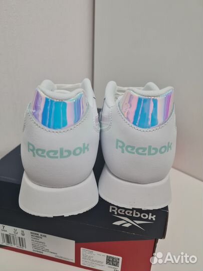 Кроссовки Reebok женские размер 37,5