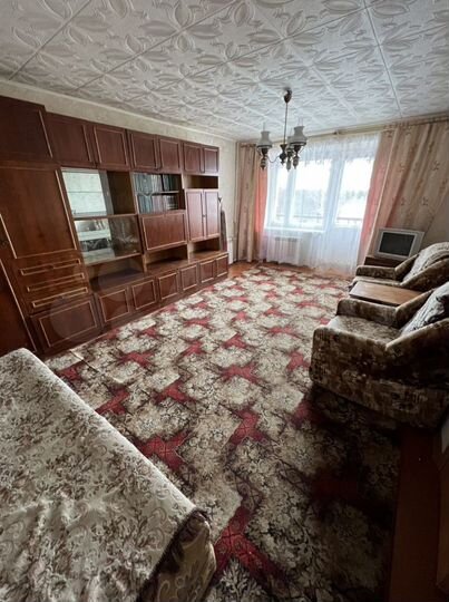 2-к. квартира, 50 м², 6/9 эт.